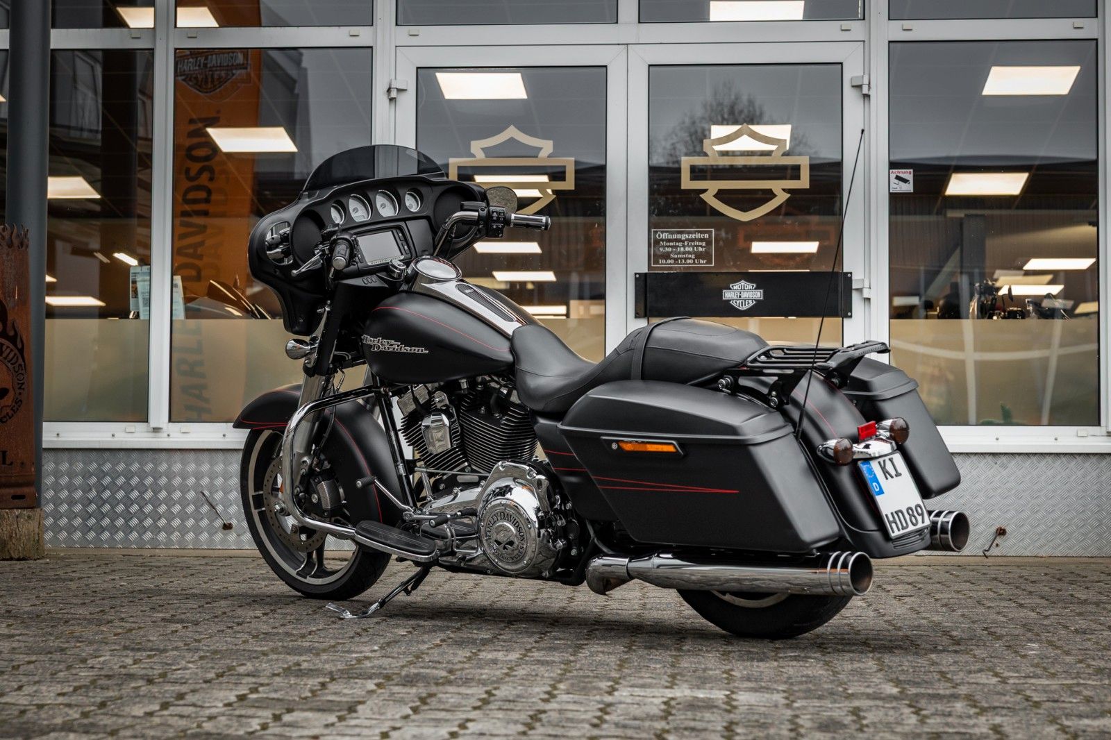 Fahrzeugabbildung Harley-Davidson FLHX Street Glide 103 cui - Jekill & Hyde -