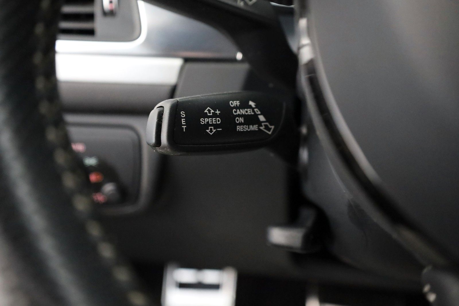 Fahrzeugabbildung Audi A6 Avant 1.8 TFSI ultra S Line TLeder,Navi,Xenon