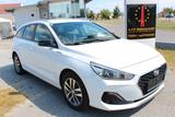 Hyundai i30 1.6 CRDi LEVEL 3 PLUS - Hyundai i30: Plus