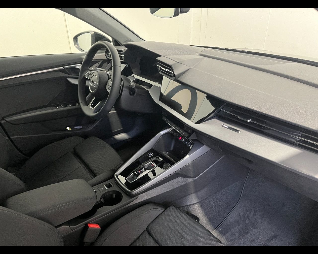 Audi AUDI A3 SPORTBACK 40 TFSI e S-TRONIC BUSINESS AD imagem 3