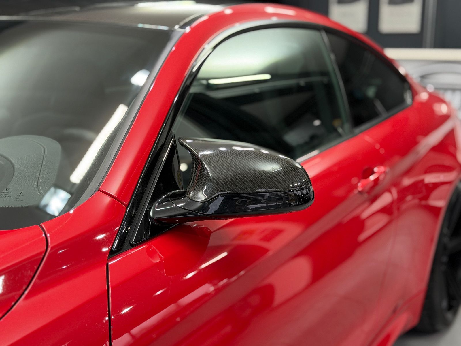 Fahrzeugabbildung BMW M4 Coupe |LCI|INDIVIDUAL|AULITZKY|KW|H/K|