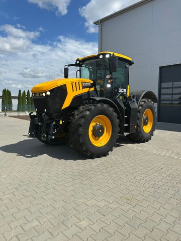 JCB Fastrac 8330