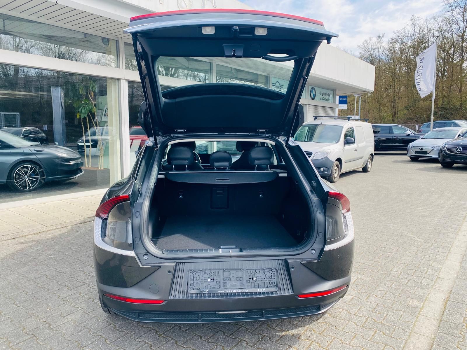 Fahrzeugabbildung Kia EV6 2WD LEDER+LED+ACC+KAMERA+SHZ+DAB+WP+19"+