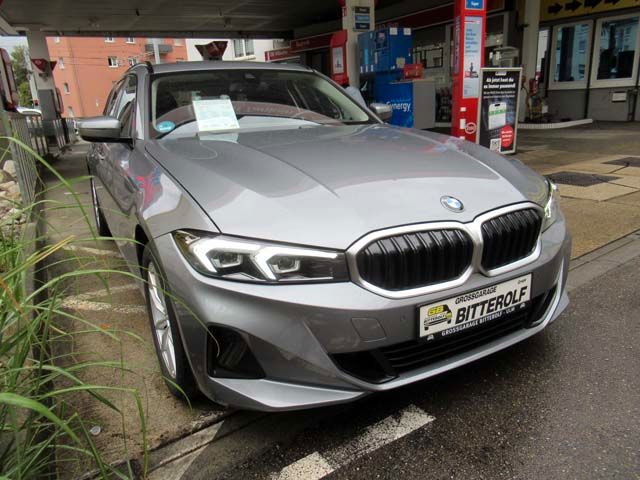 BMW 320d Touring xDrive Aut Navi/curved/SHZ/PDC foto 11
