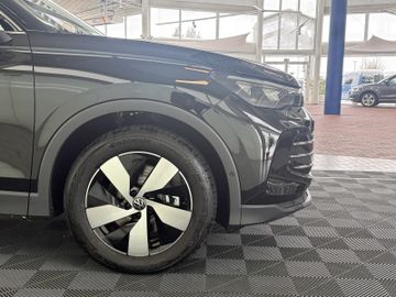 Volkswagen Tiguan 2.0TDI ELEGANCE DSG IQ MATRIX KAM ACC AHK