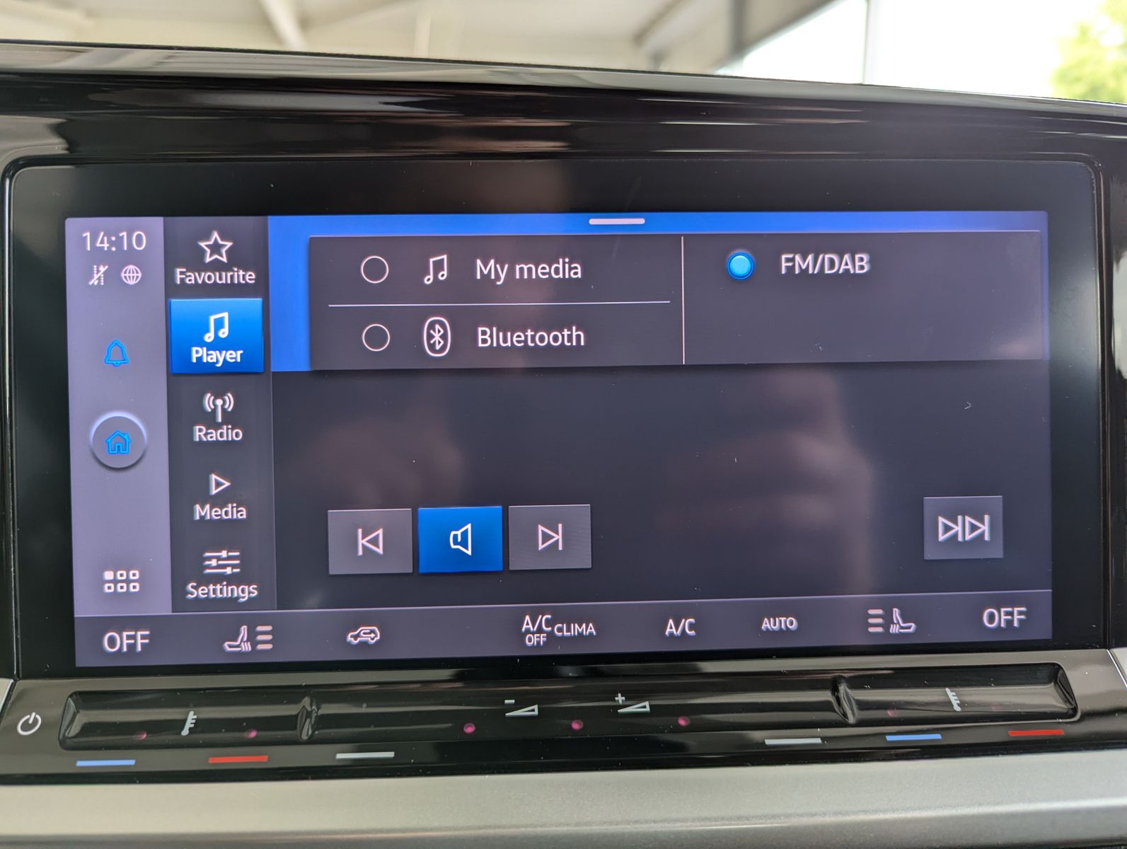 Fahrzeugabbildung Ford Grand Tourneo L2 Active 7-Sitz Bi-LED Pano AHK