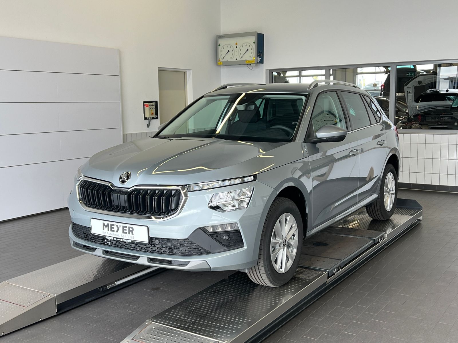 Fahrzeugabbildung SKODA Kamiq Selection 1.0 TSI DSG *ACC, LED, Kamera, S