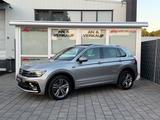 Volkswagen Tiguan 2.0 TSI 4Motion R-Line/PANO/AHK/8FACH/ACC - VW Tiguan Gebrauchtwagen in Mannheim