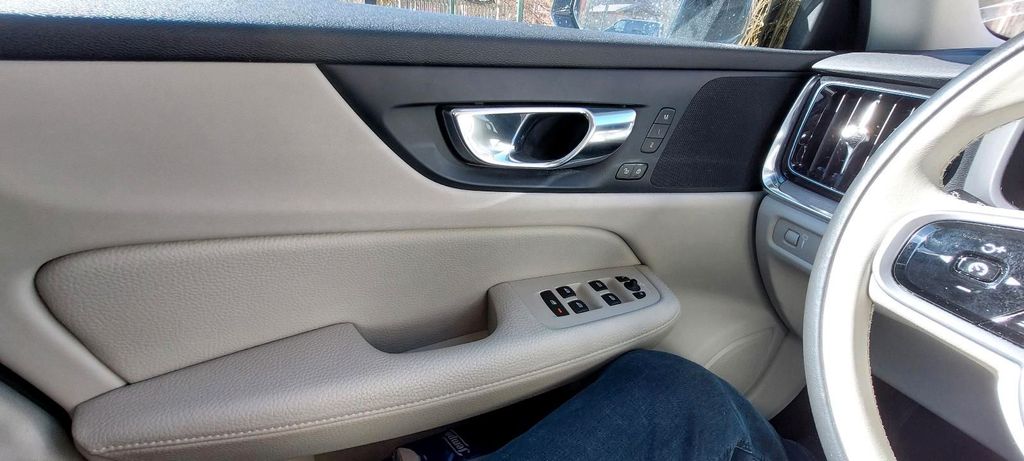 Image of Volvo XC60