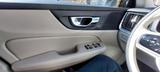 Volvo V 60 T5 inscr. - Volvo XC60 Kombi Gebrauchtwagen