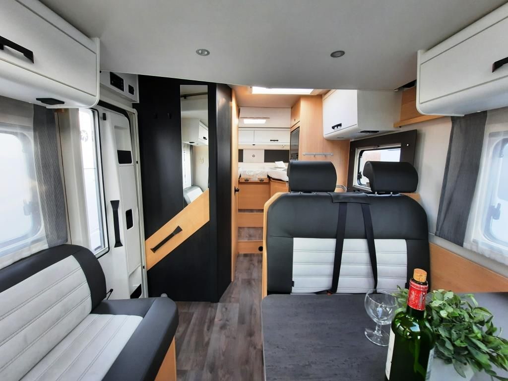 Fahrzeugabbildung Sunlight T 67 Adventure Edition Verfüg./Sparen Sie 12.121