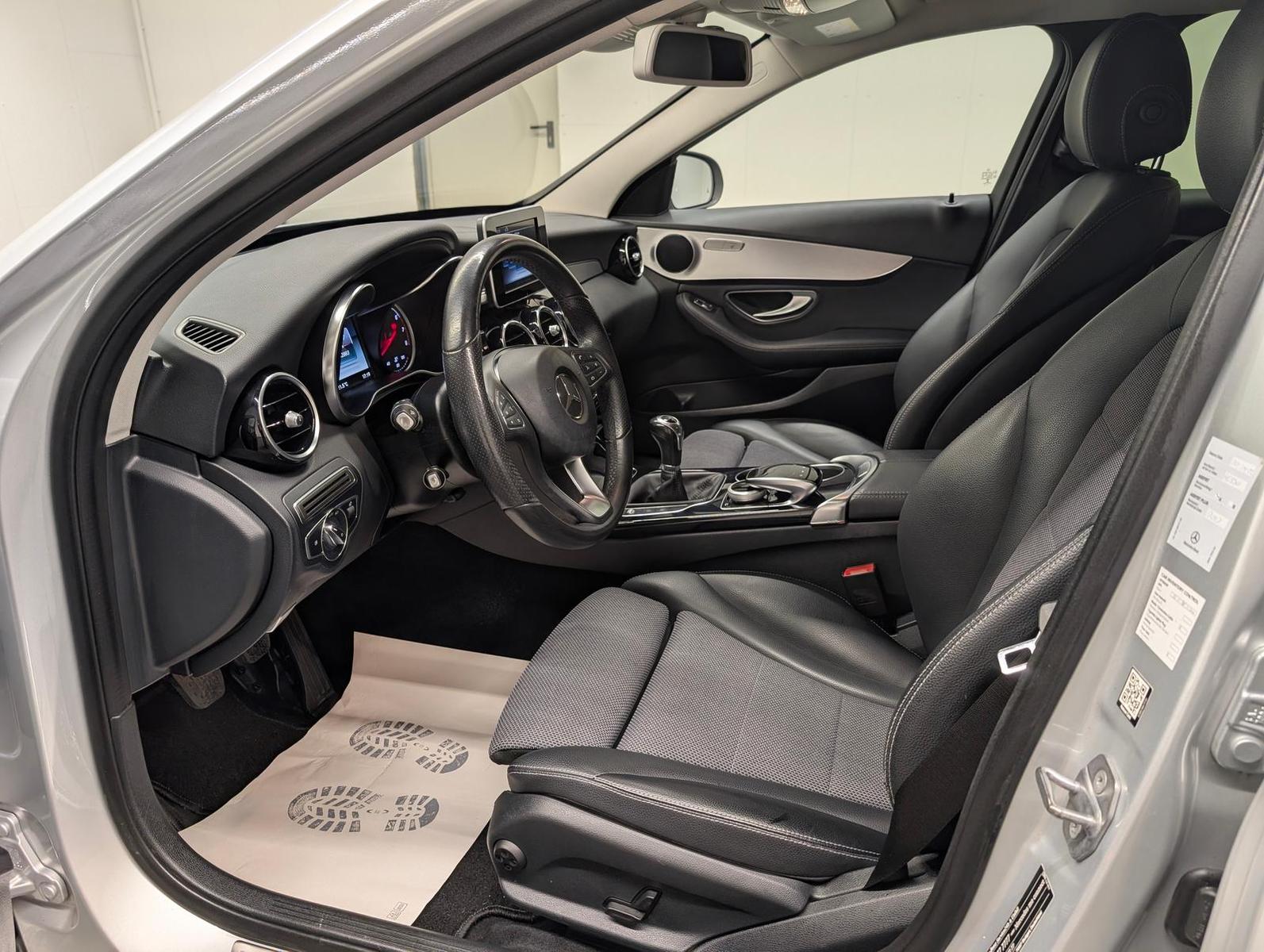 Mercedes-Benz C 180 Avantgarde LED/Navi/SHZ/el.HK/PDC/17-LM