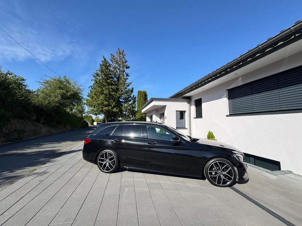 Image of Mercedes-Benz C 200