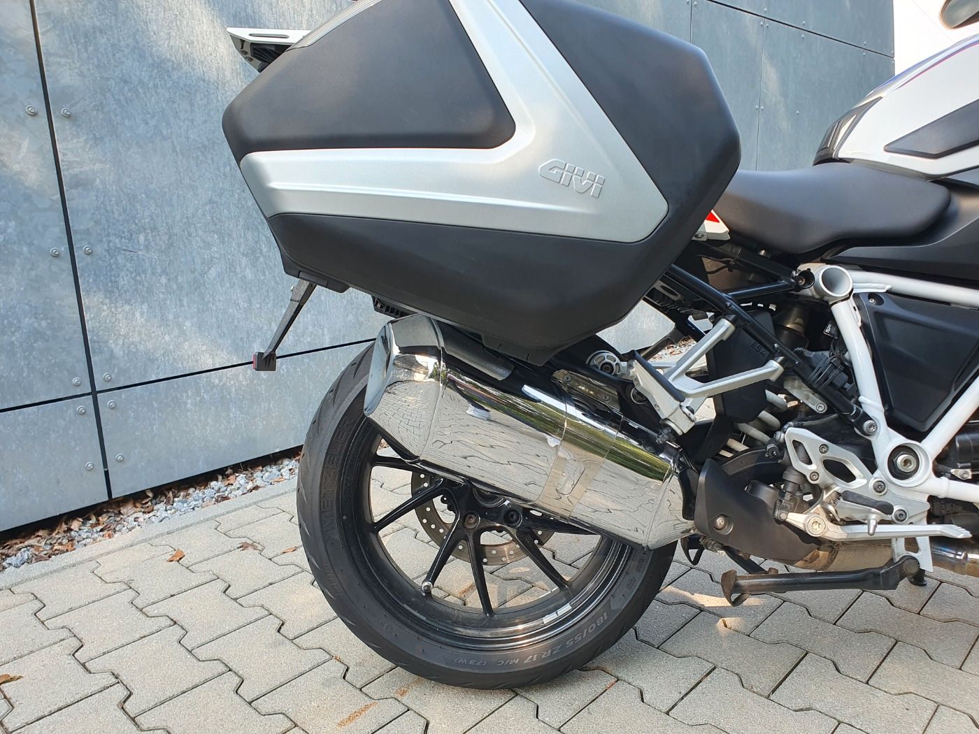 Fahrzeugabbildung BMW R 1250 R Style HP 3 Pakete