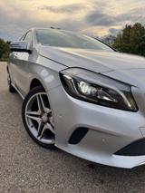 Mercedes-Benz Top Ausstattung, äußerst gepflegt, helles Leder