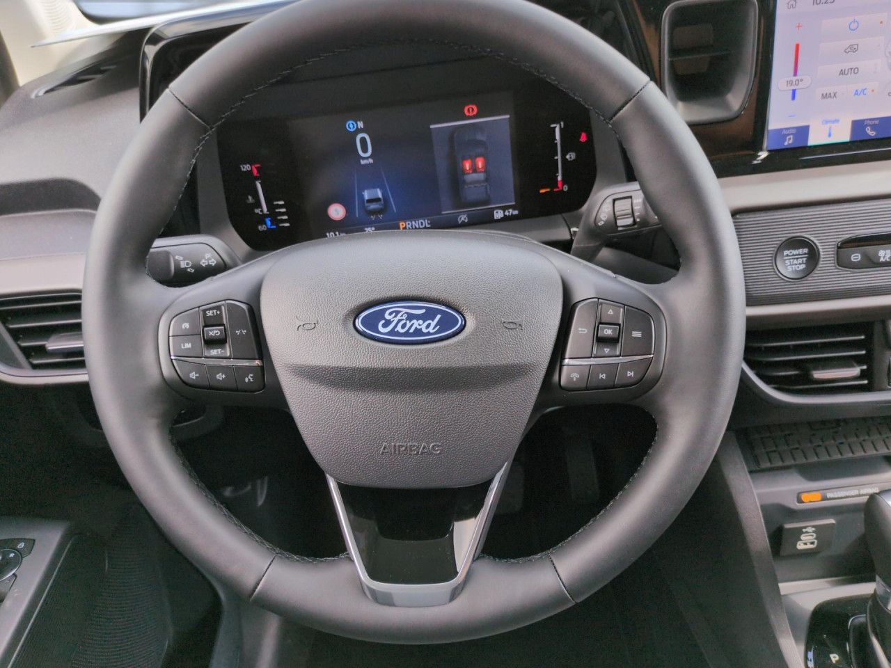 Ford Tourneo Courier - Bild 13