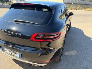 Porsche Macan - 8