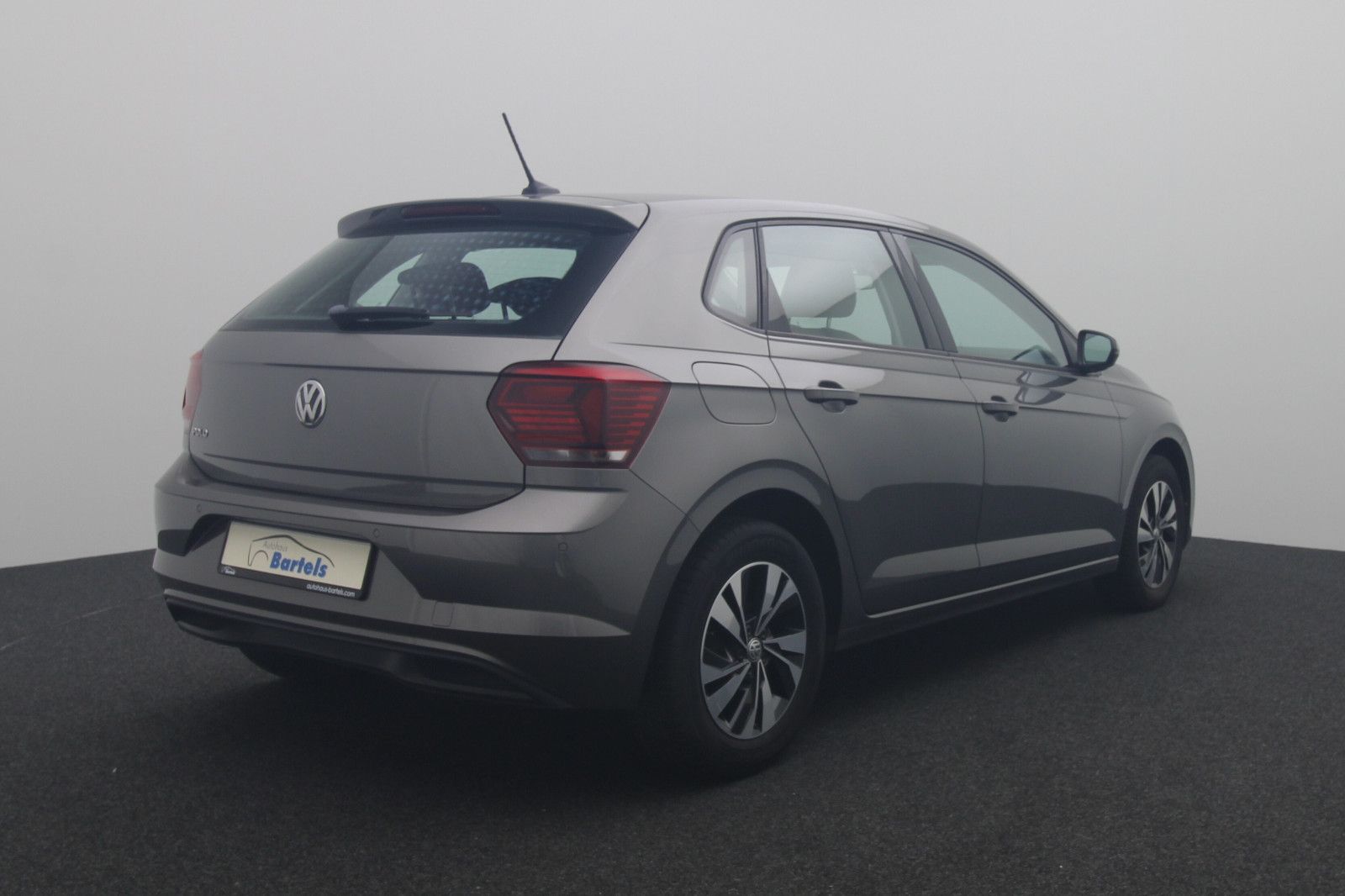 Fahrzeugabbildung Volkswagen Polo VI 1.0 Comfortline