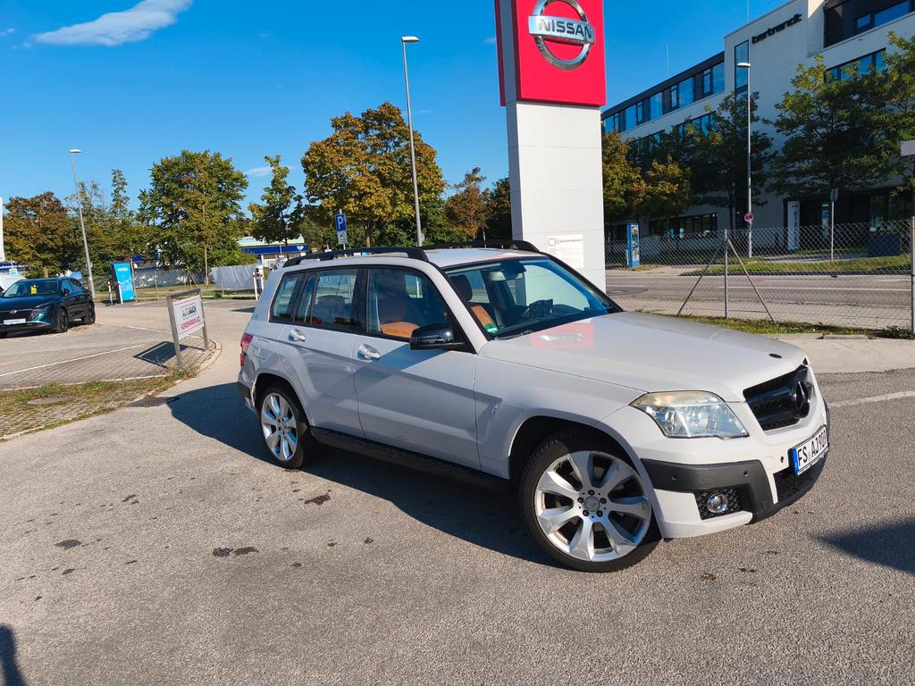 Mercedes-Benz GLK 320