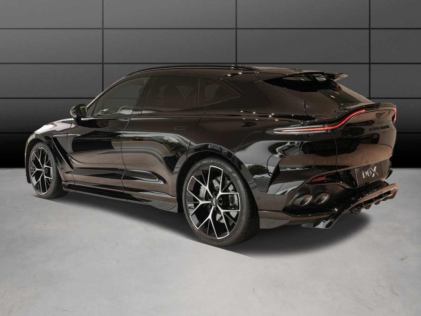 Aston Martin DBX707 MJ 25