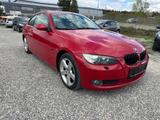 BMW 320i Coupe Automatik - BMW 320 mit Benzin-Antrieb: Coupé