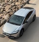 Toyota 2023 Prius LXE 2.0-l-VVT-i Hybrid  - Toyota Prius: 2.0