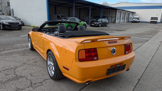 Ford Mustang Cabrio Convertible