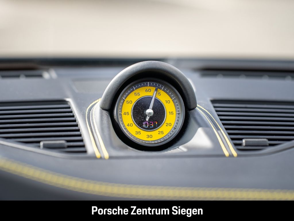 Porsche 992 (911) Turbo S