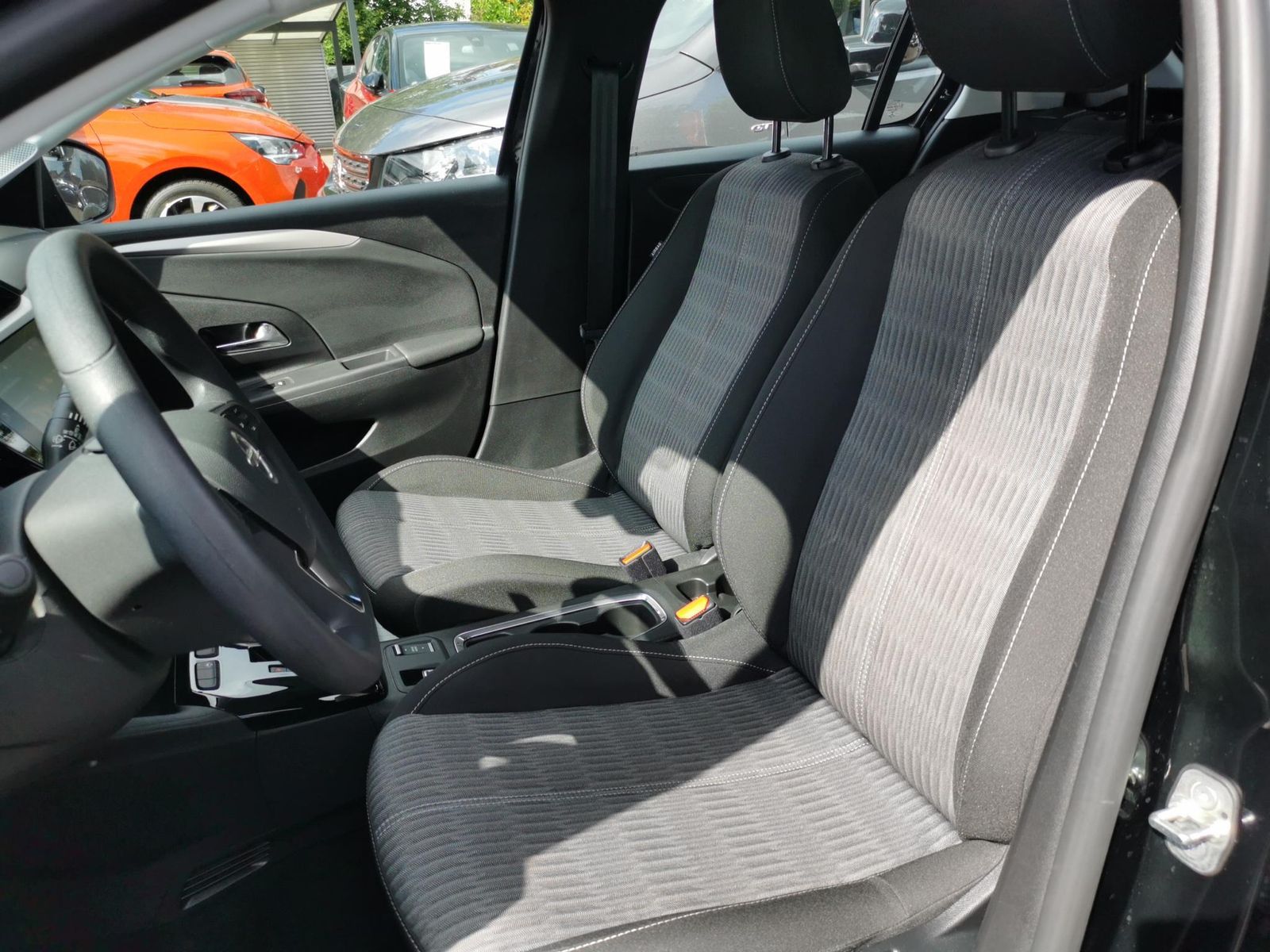 Fahrzeugabbildung Opel Corsa-e Edition+SHZ+LED+DAB+USB+PDC+CAR PLAY+