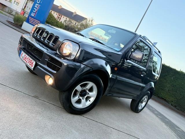 SUZUKI JIMNY RANGER 1.3 VVT 86ch 4X4 BVA - CAMÉRA DE RECUL - CLIMATISATION - JANTES ALLIAGE - ATTELAGE AMOVIBLE