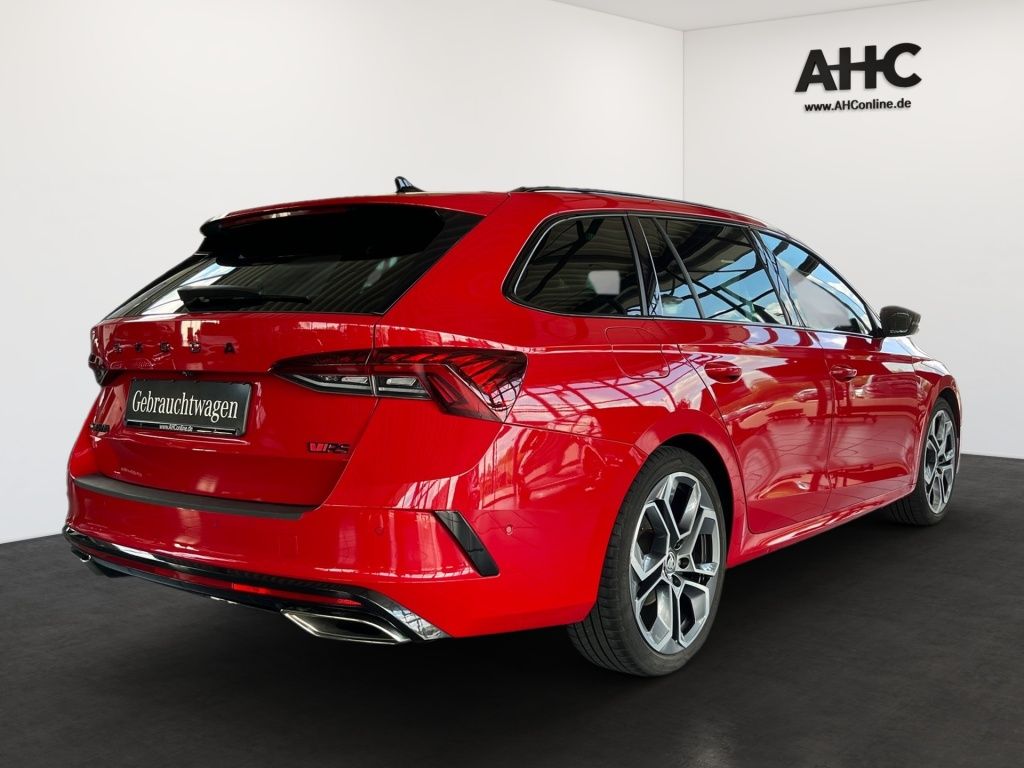 Fahrzeugabbildung SKODA Octavia Combi 2.0 TDI DPF RS Plus 4x4 (EURO 6d)