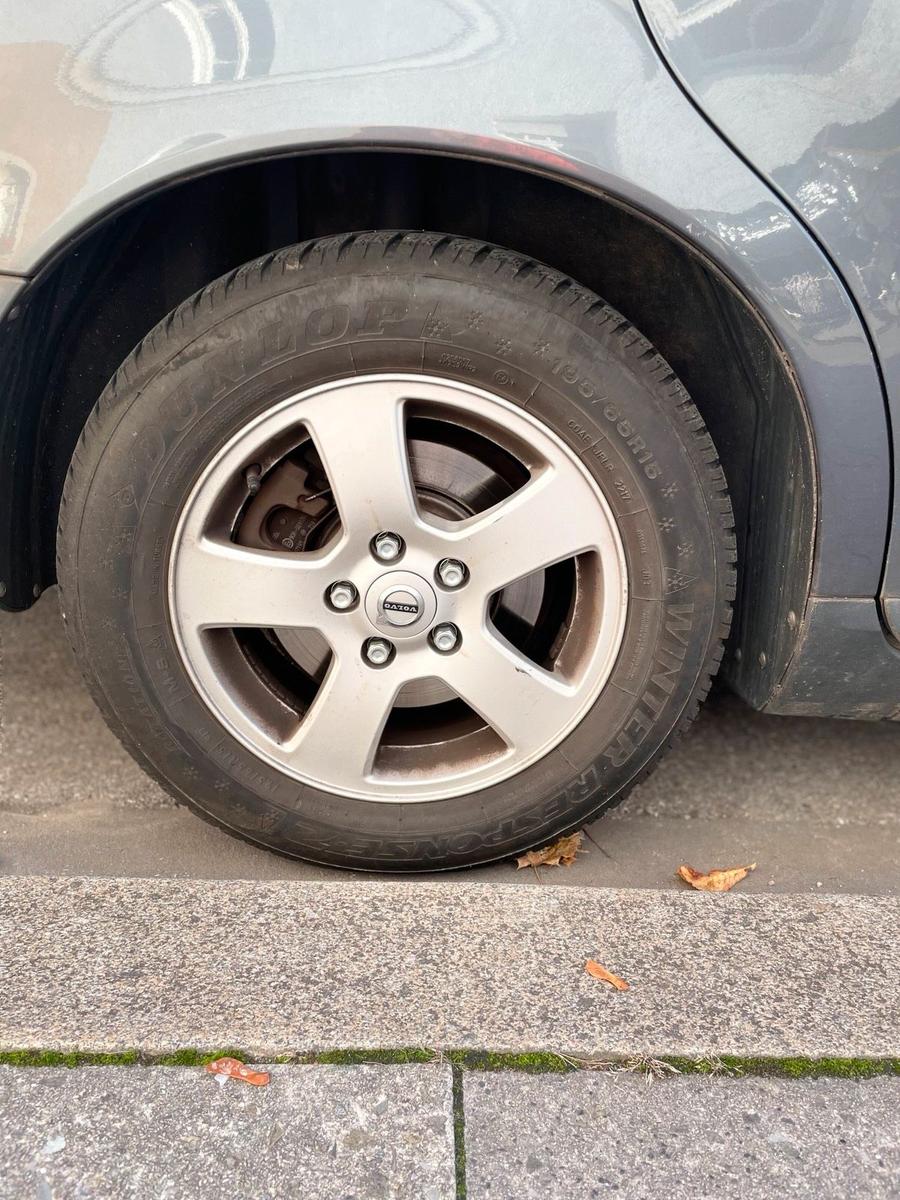 Volvo V50 2006 — photo 8