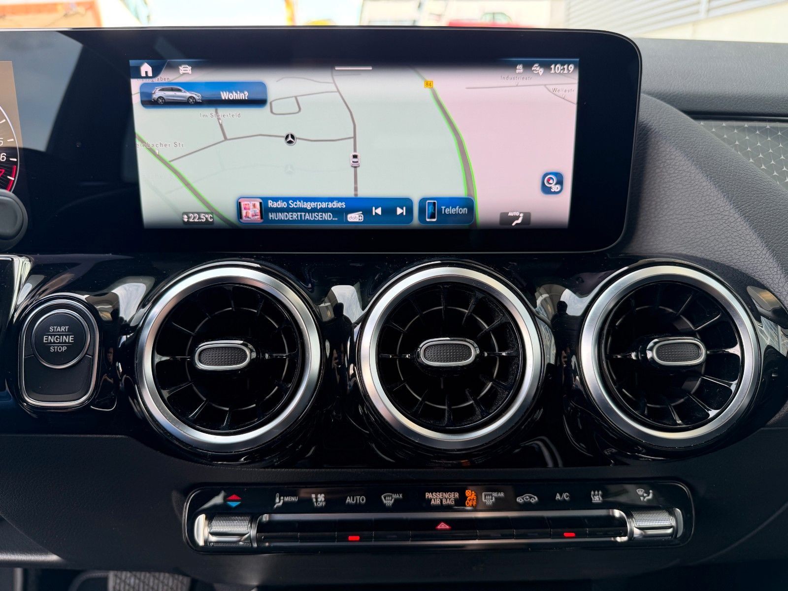 Fahrzeugabbildung Mercedes-Benz B 250 e Progressive MBEAM+R-Kamera+Carplay+MBUX