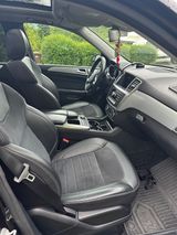 Mercedes-Benz ML 350 BlueTEC 4MATIC - - Mercedes-Benz ML 350 mit Diesel-Antrieb