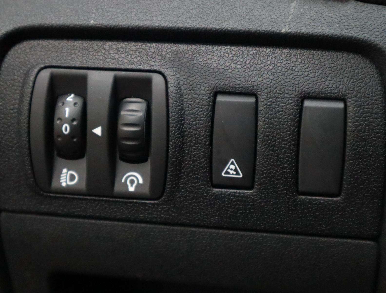 Renault Scenic 2013 — photo 24