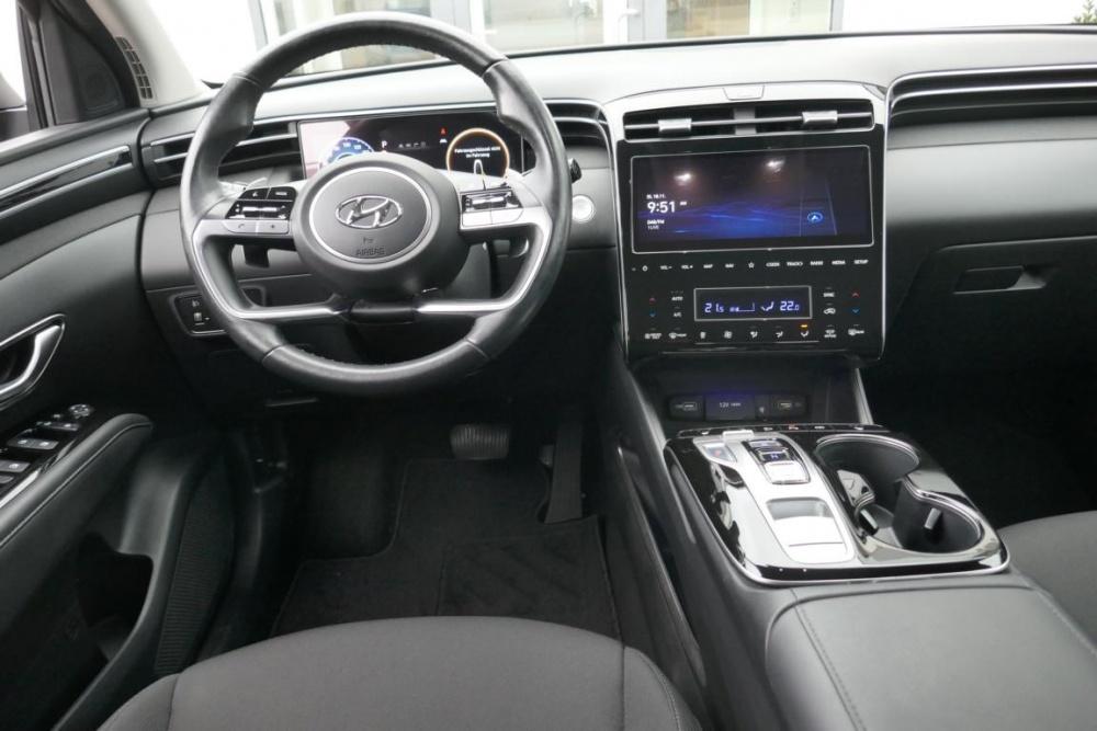Hyundai Tucson Trend 230PS Hybrid Pano Kamera LED AHK