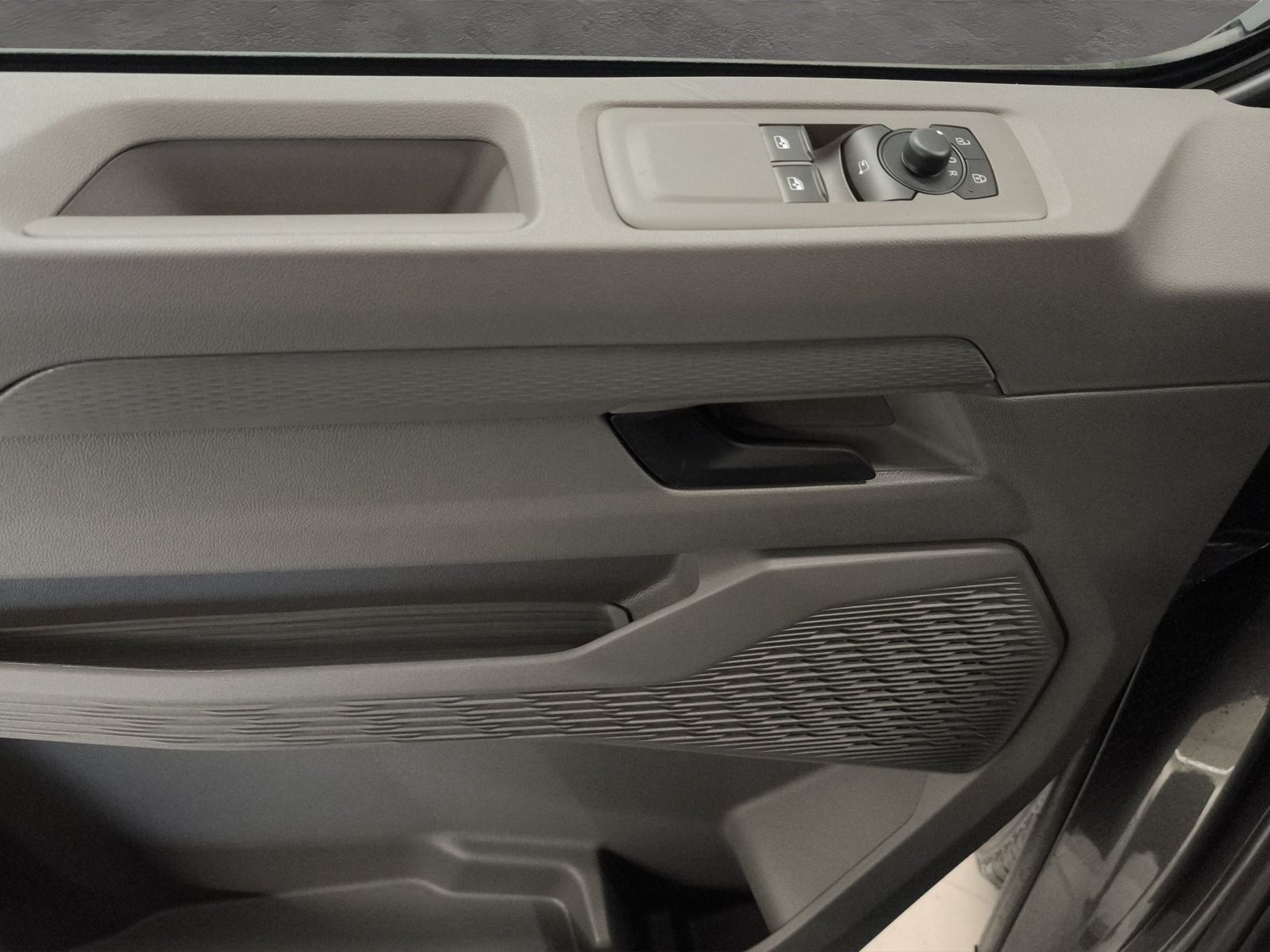 Volkswagen T7 Transporter - Bild 12