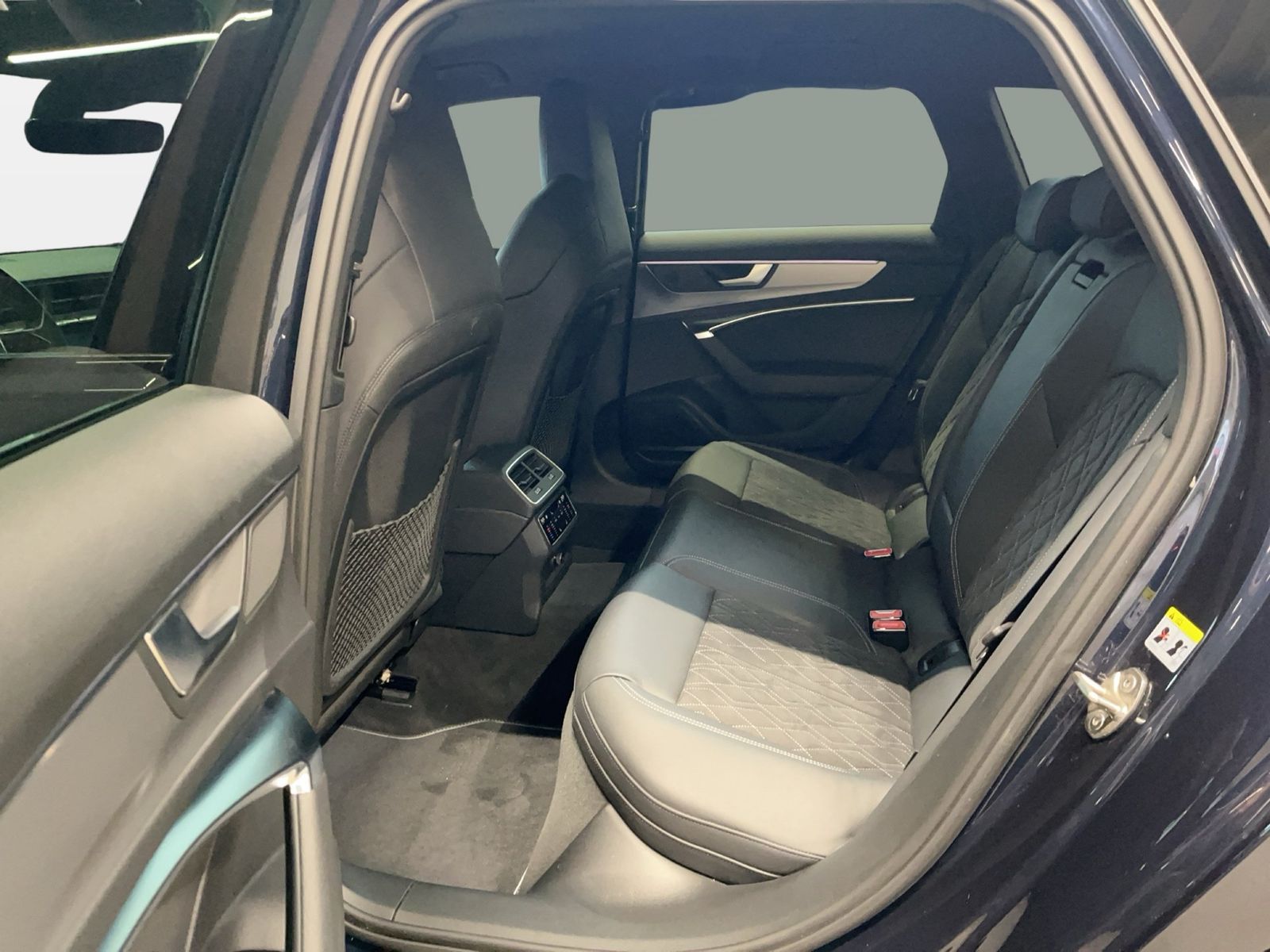 Audi S6 - Bild 11