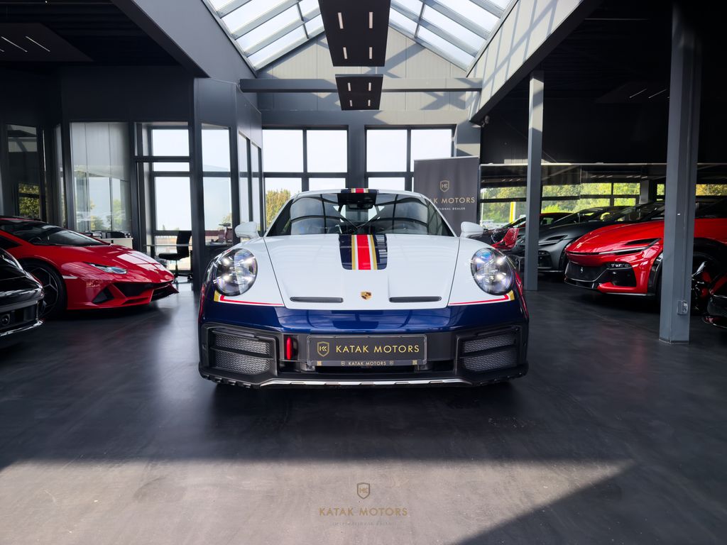 Porsche 992 Dakar/RALLYE DESIGN PAKET/BURMESTER HIGH