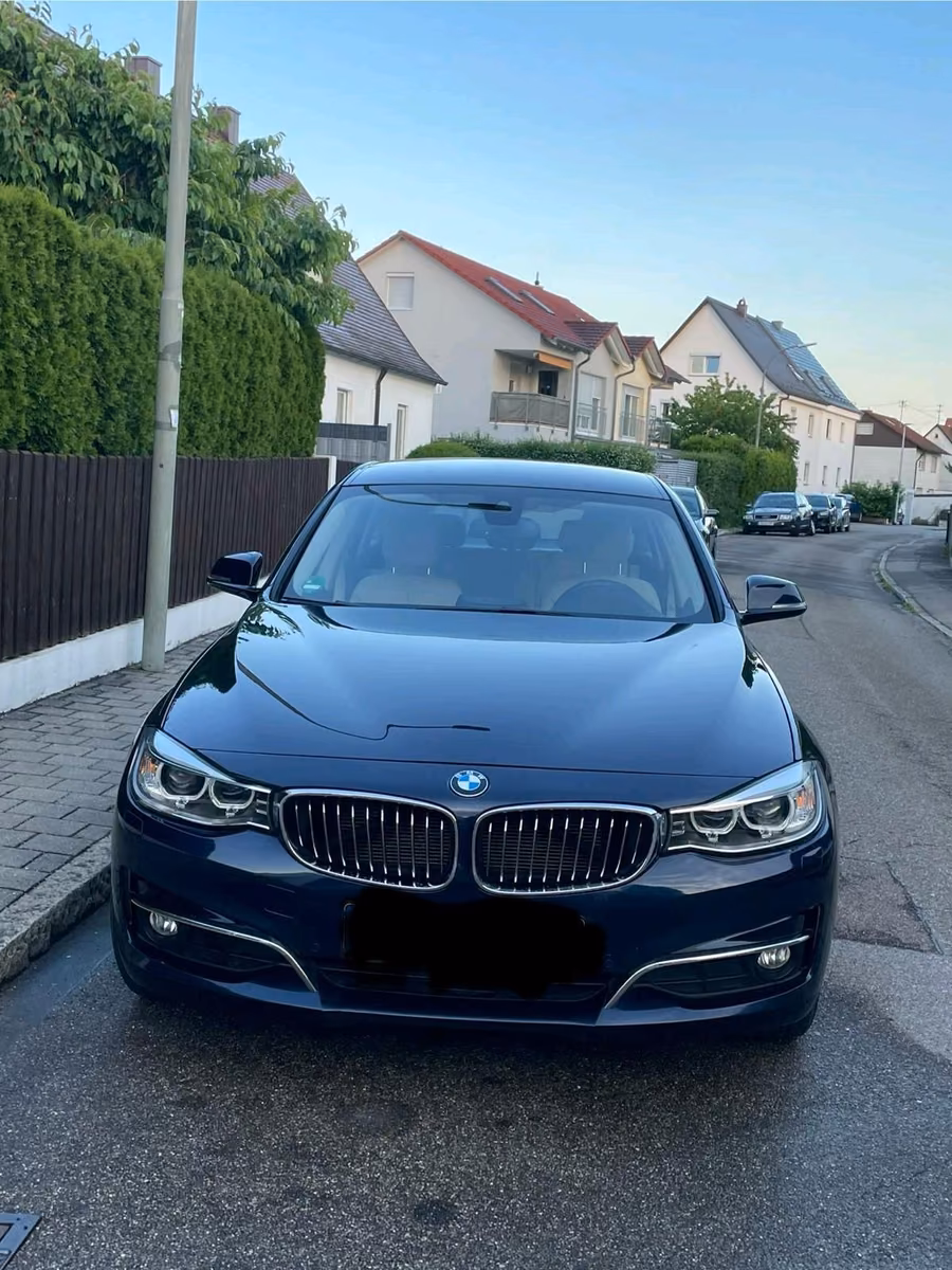 BMW 320