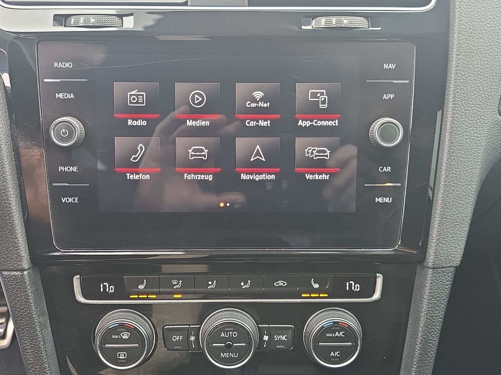 Fahrzeugabbildung Volkswagen Golf VII GTI PERFORMENCE+LED+DIGITAL TACHO+PDC