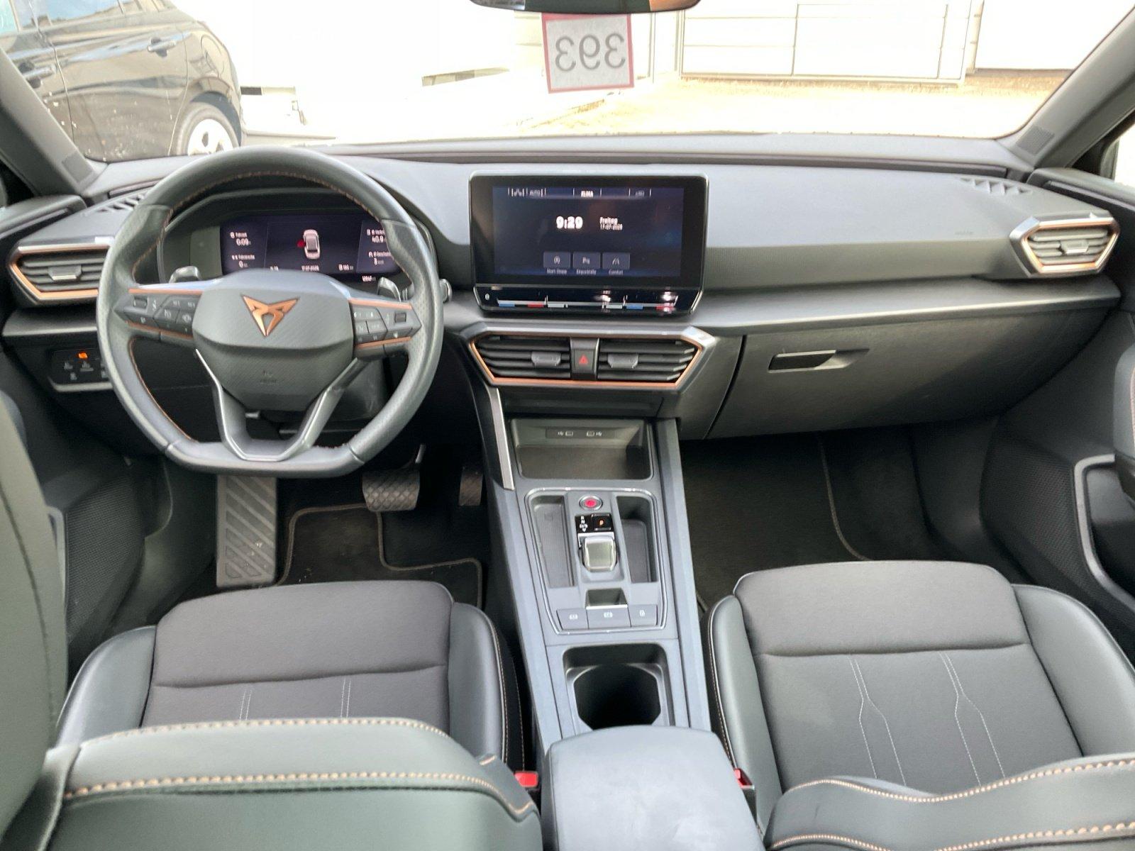 Cupra Leon Sportstourer 1.5 eTSI DSG NAVI LED ACC
