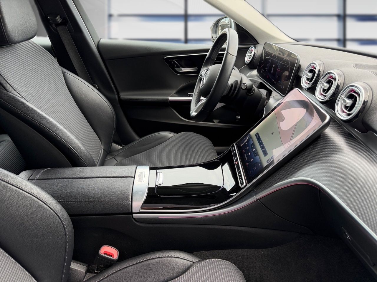Fahrzeugabbildung Mercedes-Benz C 200 d T **AVANTGARDE*KAMERA*PREMIUM*DISTRONIC*