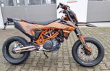 KTM 690 SMC R, Service neu, 2 Dekorkits, A2 optional - SUPER MOTO VON 501 BIS 750 CCM