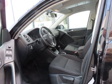 Volkswagen Tiguan - 7
