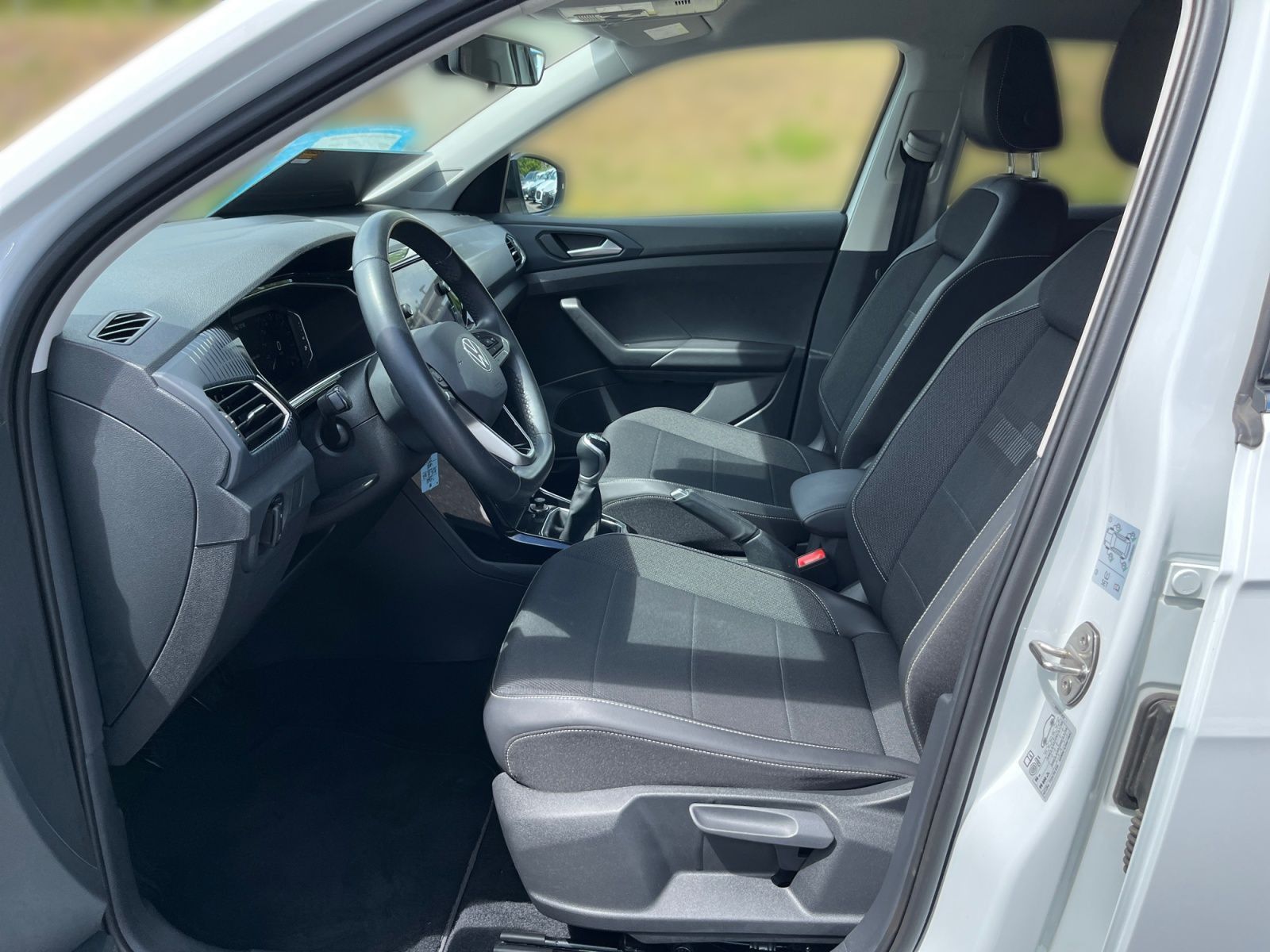 Volkswagen T-Cross - Bild 14