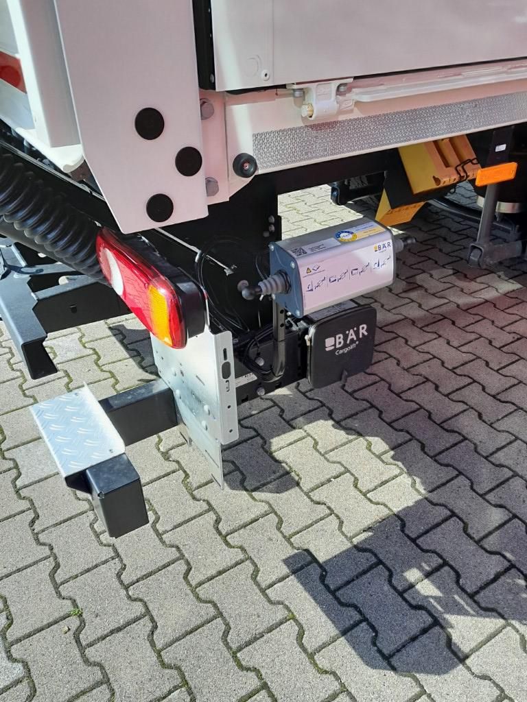Fahrzeugabbildung DAF XB 310 FA 18t Getränkeaufbau