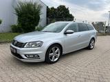 Volkswagen Passat 2.0 TDI DSG 4MOTION R-Line*XENON*LEDER* - VW Passat Gebrauchtwagen in Aachen