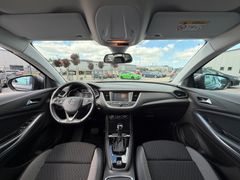 Fahrzeugabbildung Opel Grandland X 1.2 Turbo Innovation Auto. LED AHK