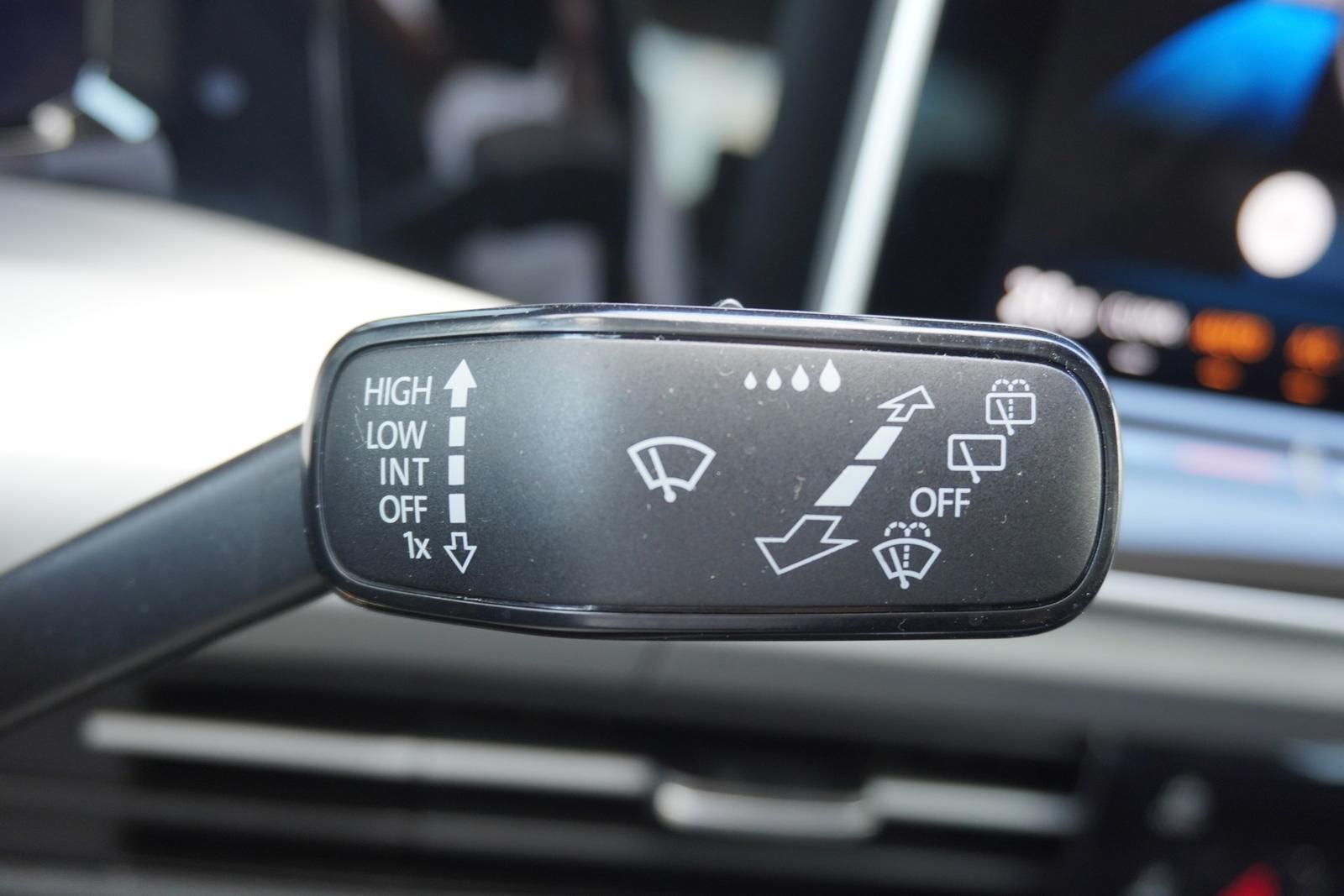 Volkswagen Golf VIII 1.5 TSI Life LED ACC Android Apple PDC, миниатюра 24